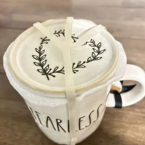 Rae Dunn “FEARLESS” Mug Candle | Artisan Collection | New with Tag - Picture 4 of 7